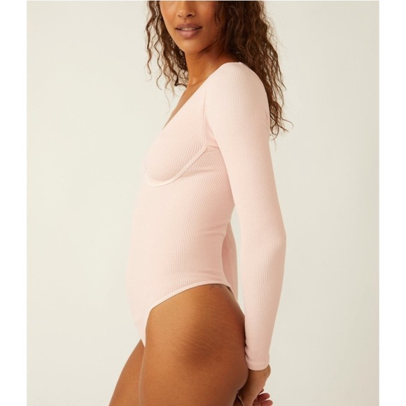 Free People Pink V-Neck Long Sleeve Bodysuit Size M/L - Picture 2 of 6